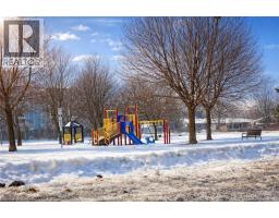 565 GREENFIELD Avenue UnitNo. 106 - 3