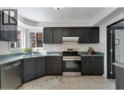 148 COWAN Boulevard - 11