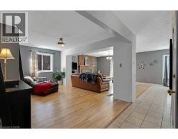 148 COWAN Boulevard - 19