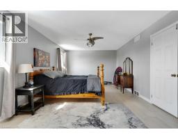 148 COWAN Boulevard - 24