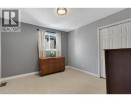 148 COWAN Boulevard - 33