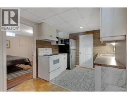 148 COWAN Boulevard - 39