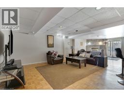 148 COWAN Boulevard - 41