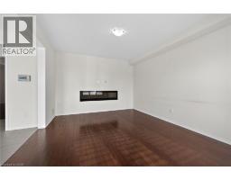 17 LARRY Crescent - 22