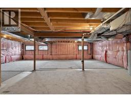 17 LARRY Crescent - 41