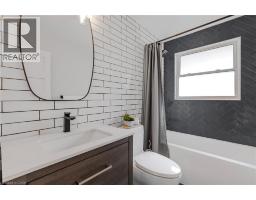 11 FLYNN Avenue - 18