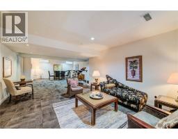 327 WYECROFT Boulevard - 32