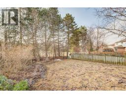 327 WYECROFT Boulevard - 40