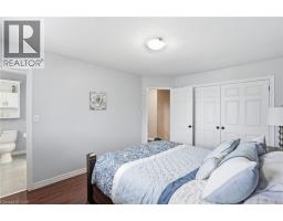 52 WINNETT Street N - 10