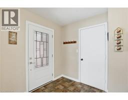 52 WINNETT Street N - 2