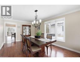 52 WINNETT Street N - 4