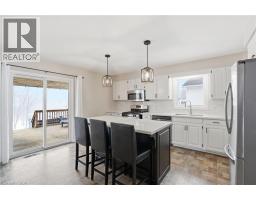 52 WINNETT Street N - 6