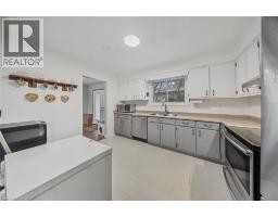 106 OAKWOOD Avenue - 18