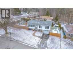106 OAKWOOD Avenue - 47
