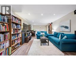 54 DOLMAN Court - 16