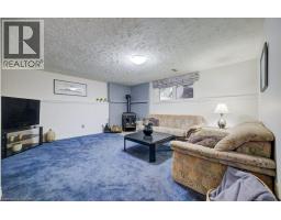 27 ERINBROOK Drive - 21