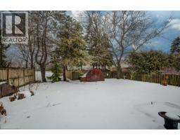 27 ERINBROOK Drive - 33