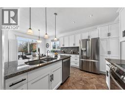 107 JANINE Street - 23