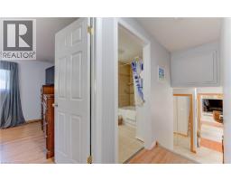 55 GRACEFIELD Crescent - 27