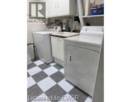 55 GRACEFIELD Crescent - 35