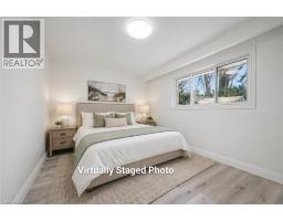 27 SILVERSPRING Crescent - 20