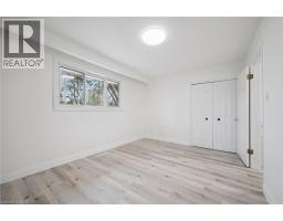 27 SILVERSPRING Crescent - 22