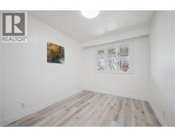 27 SILVERSPRING Crescent - 24