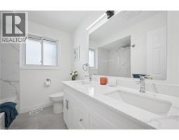 27 SILVERSPRING Crescent - 26