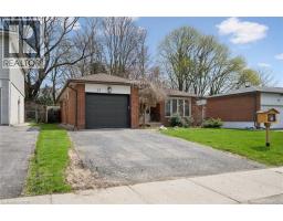 27 SILVERSPRING Crescent - 3