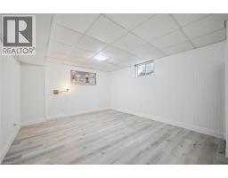 27 SILVERSPRING Crescent - 36