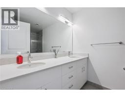 15 GLEBE Street UnitNo. 902 - 15