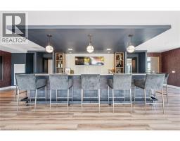 15 GLEBE Street UnitNo. 902 - 22