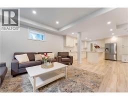 565 FLORENCEDALE Crescent - 33