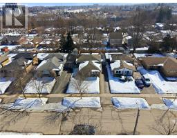 54 DUNCAIRN Avenue - 29