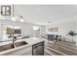 81 PENHALE Avenue - 21