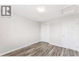 81 PENHALE Avenue - 31