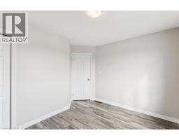 81 PENHALE Avenue - 33