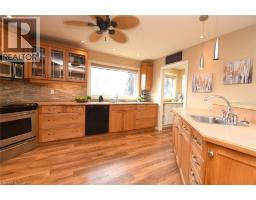 2952 POWERLINE Road W - 18