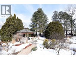 2952 POWERLINE Road W - 32