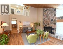 2952 POWERLINE Road W - 4