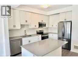 461 BLACKBURN Drive UnitNo. 22 - 8