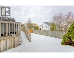 168 BRIDGEWATER Crescent - 43