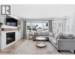 727 PALACE Street E - 10