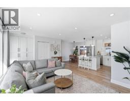 727 PALACE Street E - 12