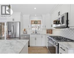 727 PALACE Street E - 15