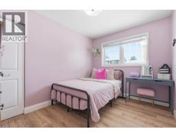 727 PALACE Street E - 21