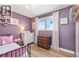 727 PALACE Street E - 24