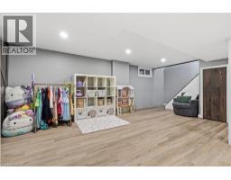 727 PALACE Street E - 26