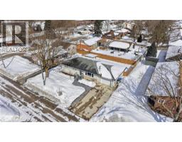 727 PALACE Street E - 38