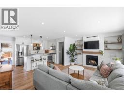 727 PALACE Street E - 6